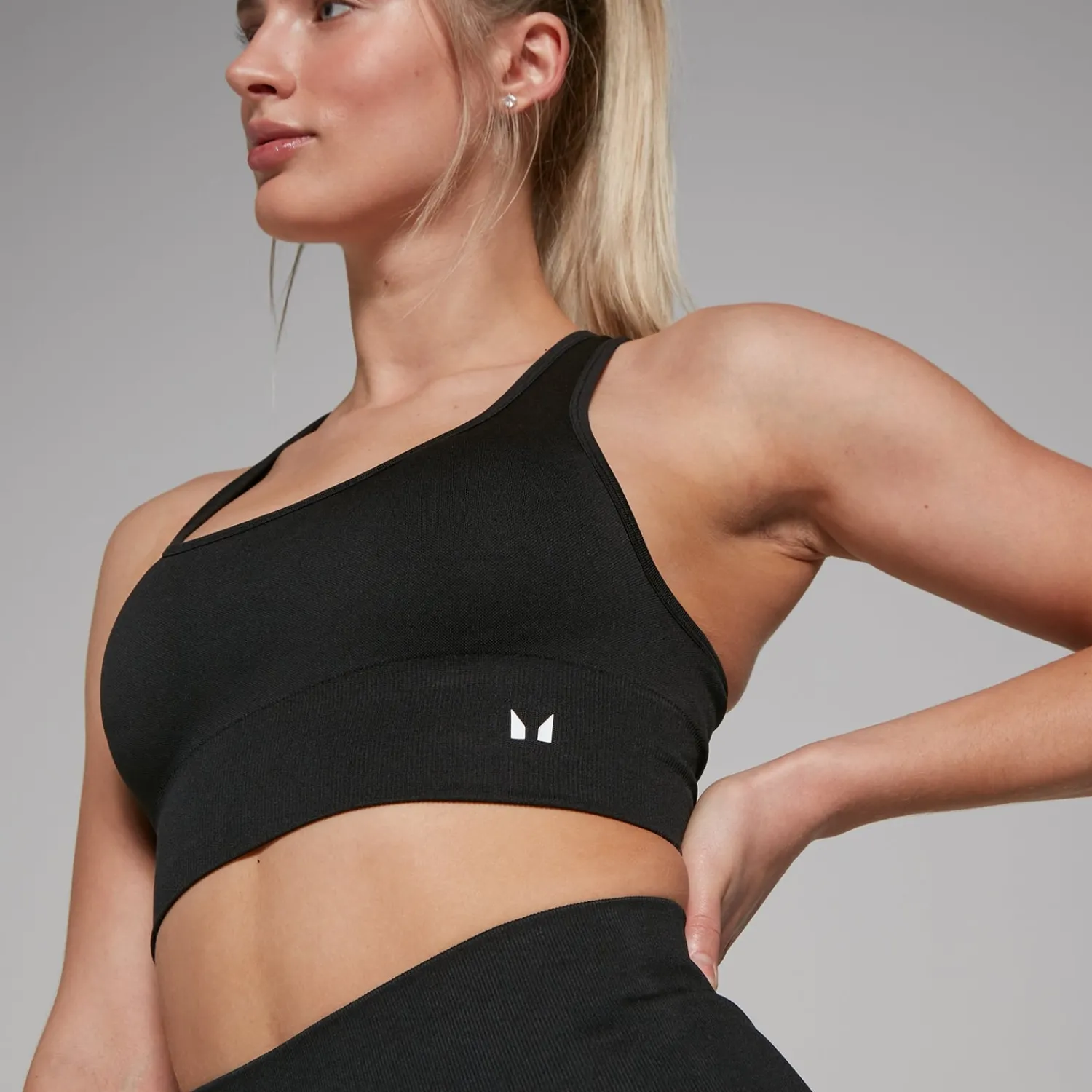 Discount MP Shape naadloze sportbeha met gekruiste bandjes - DAMES Sportbeha'S